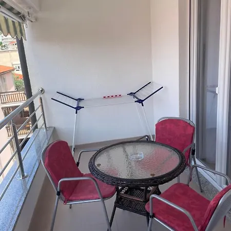Apartment Luxury 3 Bedroom With Sea View